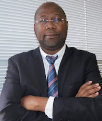 Dr Reinhold KAMATI <br>(Namibia)